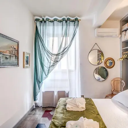 Navona, 3 Bedrooms, Unique And Spectacular View Apartment Rome