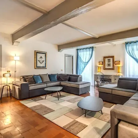Apartment Navona, 3 Bedrooms, Unique And Spectacular View Rome