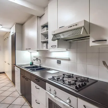 Navona, 3 Bedrooms, Unique And Spectacular View Apartment Rome