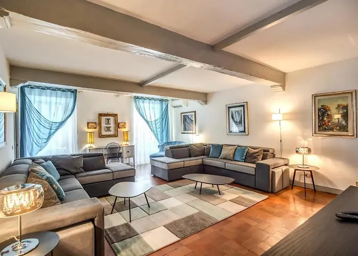 Navona, 3 Bedrooms, Unique And Spectacular View Апартаменты Рим